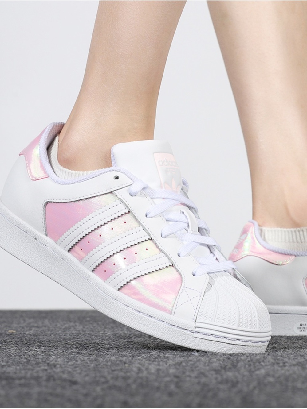 NWT❤️ADIDAS WMNS SUPERSTAR ‘WHITE CLEAR PINK sz4.5